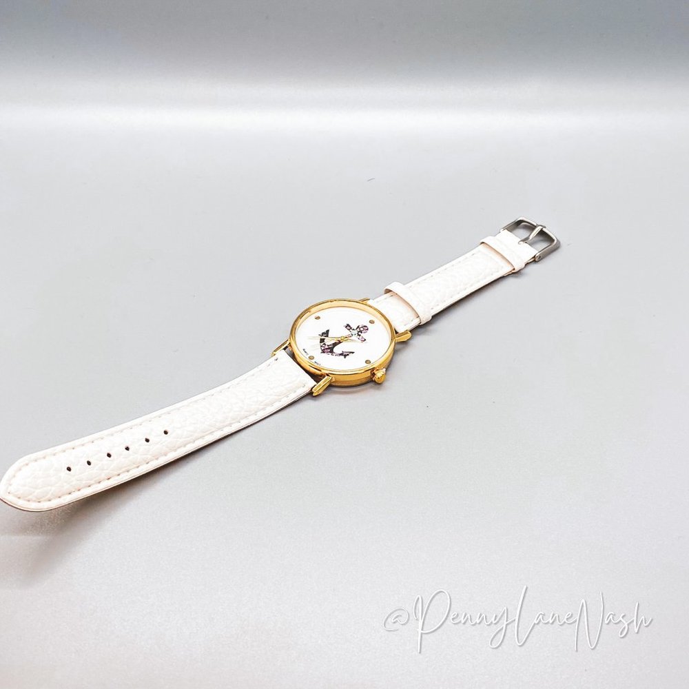 Vintage Flower Watch Leather Quartz Watch White NWOT - Picture 1 of 5